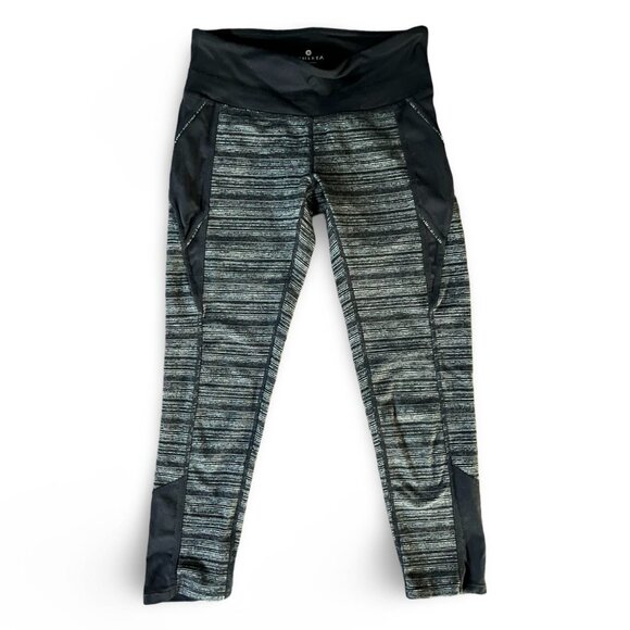 ATHLETA Elation Capri Leggings Black & Grey Size XXS - Picture 1 of 5
